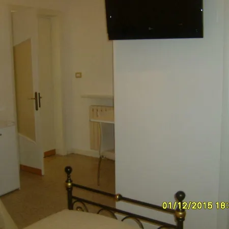 Sunflower Bed & Breakfast 3*