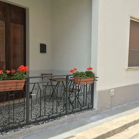 Sunflower Bed & Breakfast 3*